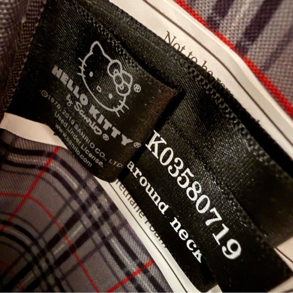 Loungefly Loves Hello Kitty Backpack - Picture 5 of 7